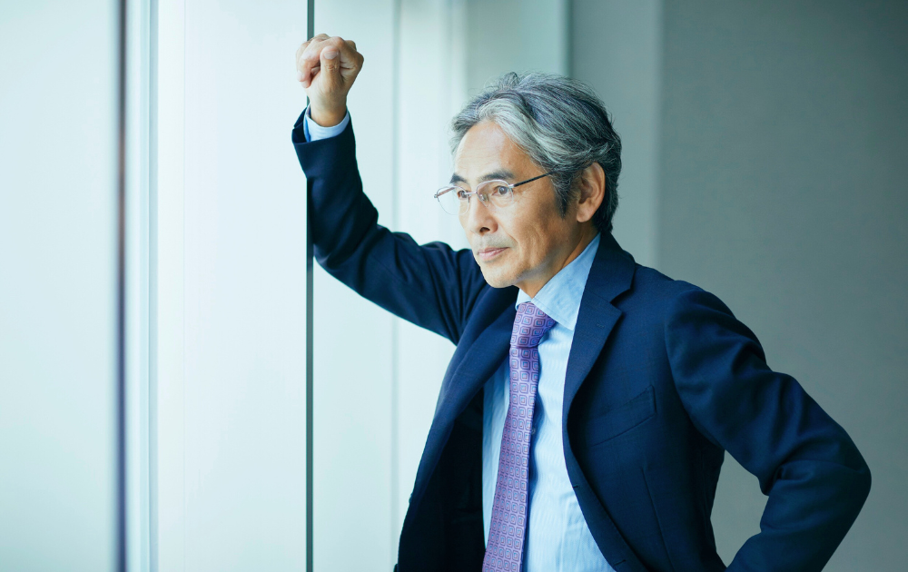 Senior Leader Quietly Leaving